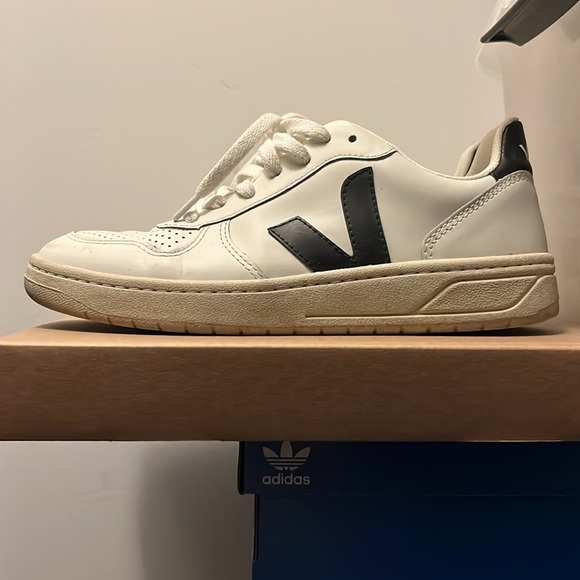 Veja Shoes - Veja us 7